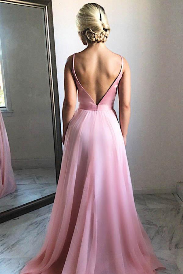 Vestido Weitese fluido de corte A con escote en V y cola larga de gasa rosa para fiesta de graduación